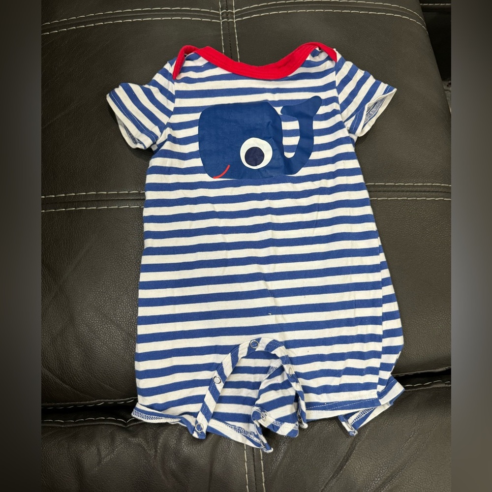 Adora Cute by Patpat Whale Romper Size 9-12 Months